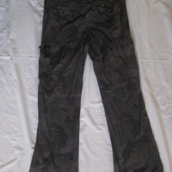 Polo Jeans Company - Ralph Lauren - Women's Camo Pants - sz 10 - Picture 3 of 8
